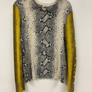 Equipment Sloane 100% Cashmere Yellow & Gray Python Print Sweater Size S
